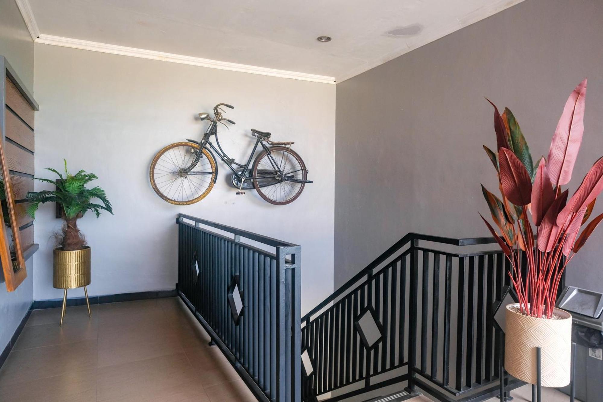 Al Abror Homestay Mandala Krida Mitra Reddoorz Yogyakarta Exteriér fotografie