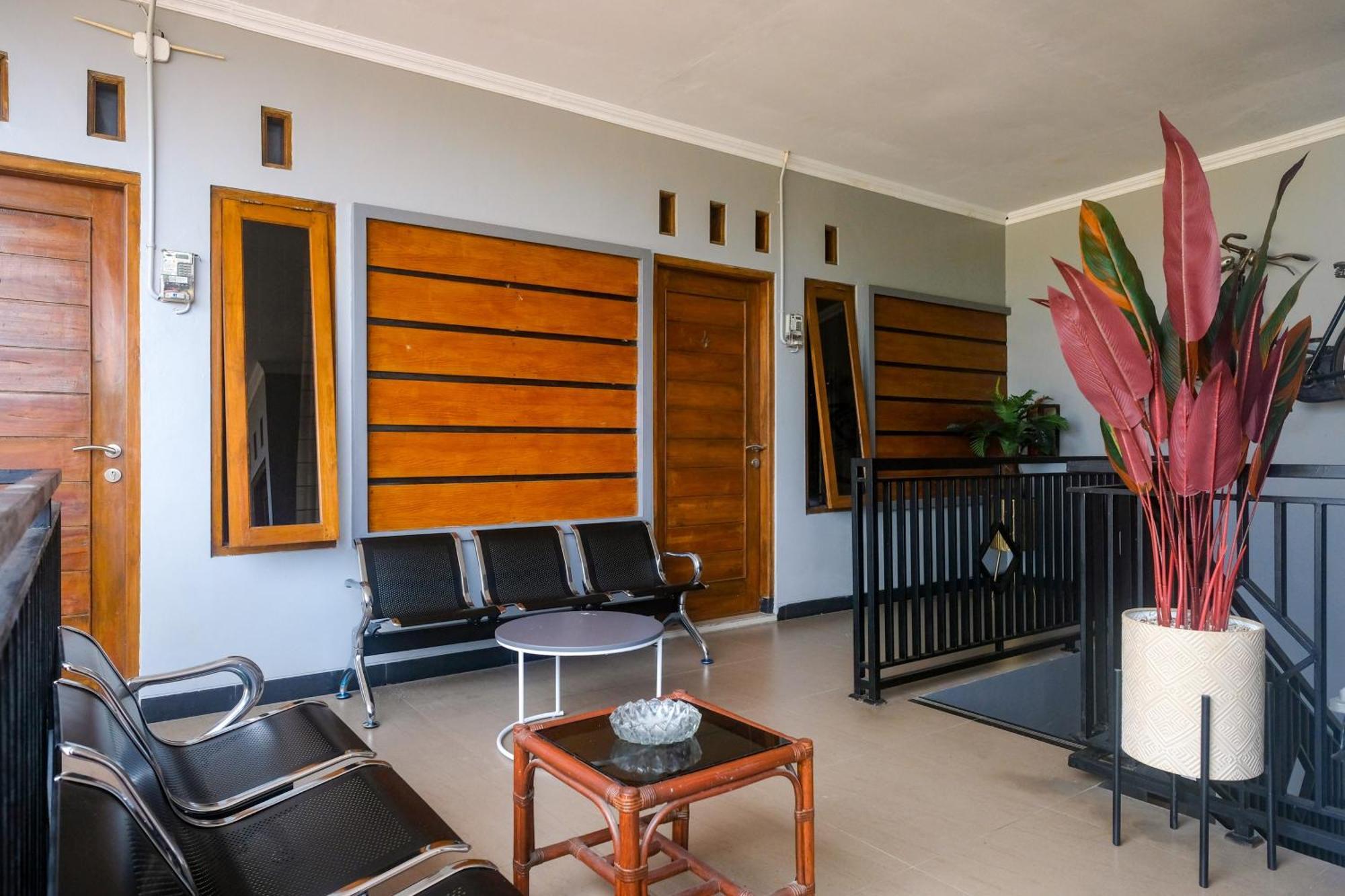 Al Abror Homestay Mandala Krida Mitra Reddoorz Yogyakarta Exteriér fotografie