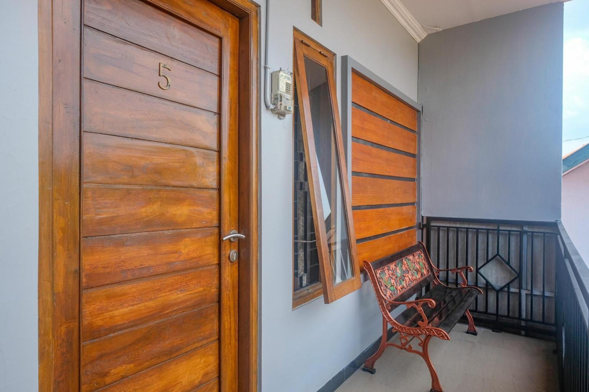 Al Abror Homestay Mandala Krida Mitra Reddoorz Yogyakarta Exteriér fotografie
