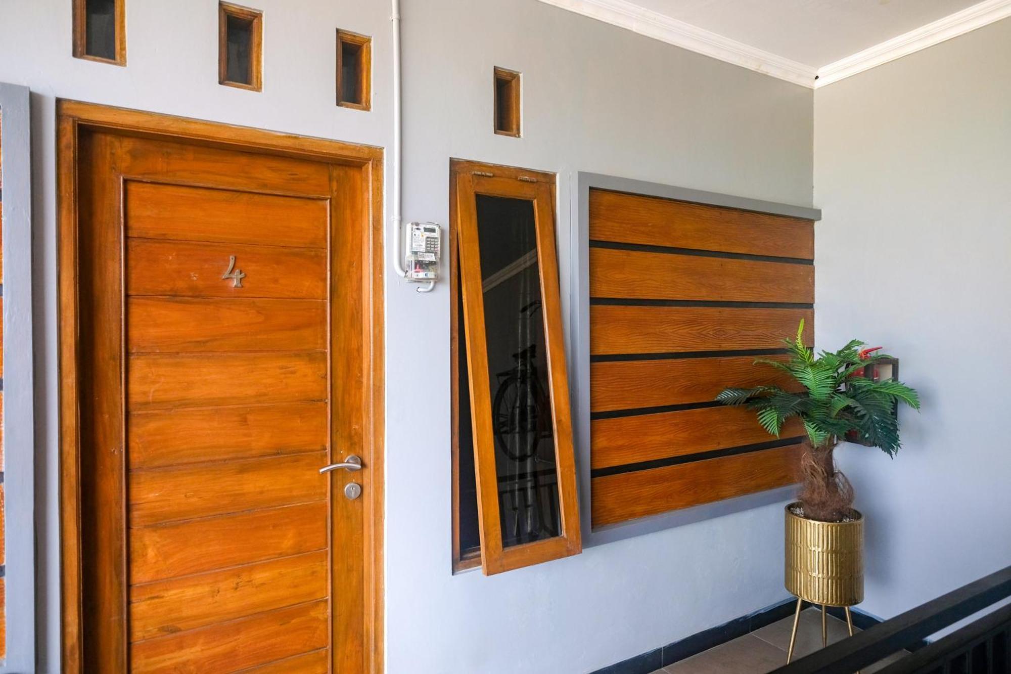 Al Abror Homestay Mandala Krida Mitra Reddoorz Yogyakarta Exteriér fotografie