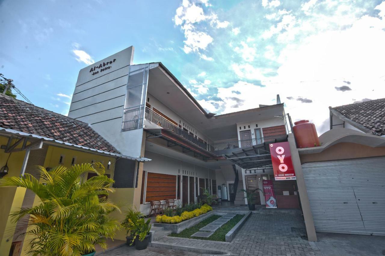 Al Abror Homestay Mandala Krida Mitra Reddoorz Yogyakarta Exteriér fotografie